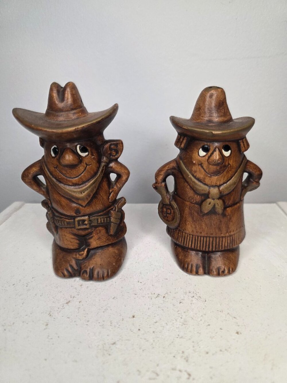 Vintage Treasure Craft USA Cowboy Cowgirl Salt & Pepper Shakers